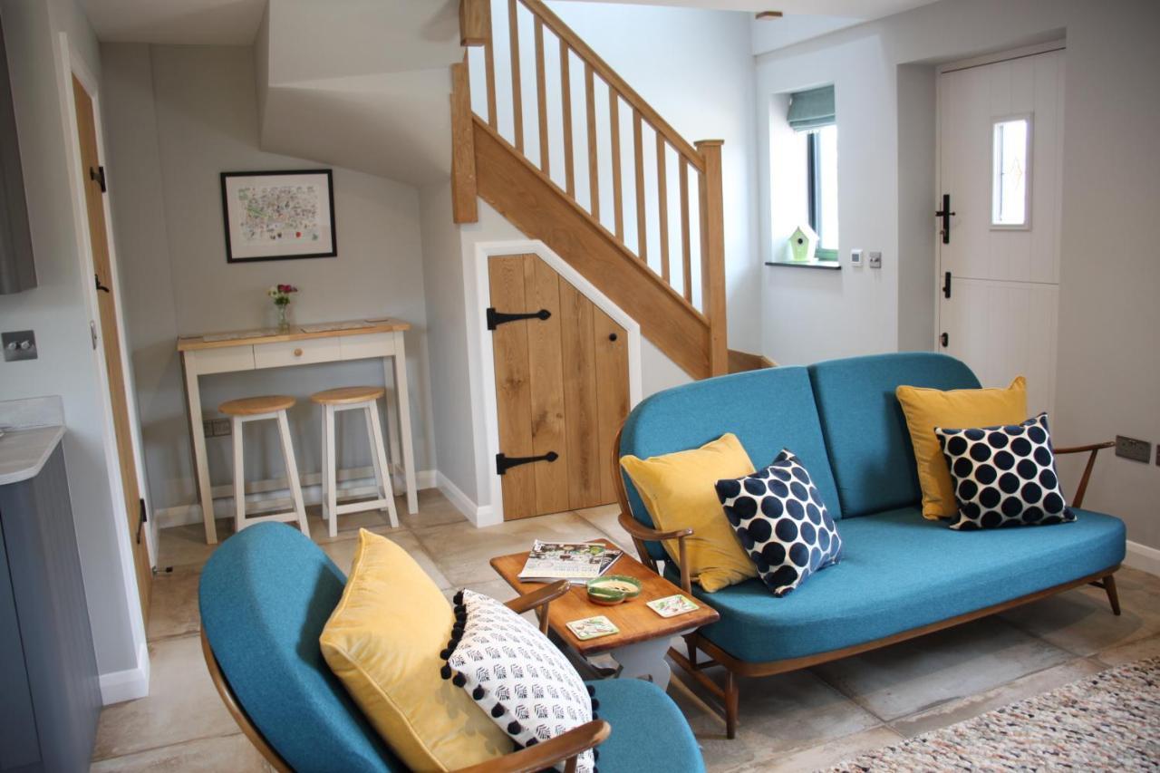 Charming And Luxury Retreats On Our Farm Villa Billingshurst Exterior photo