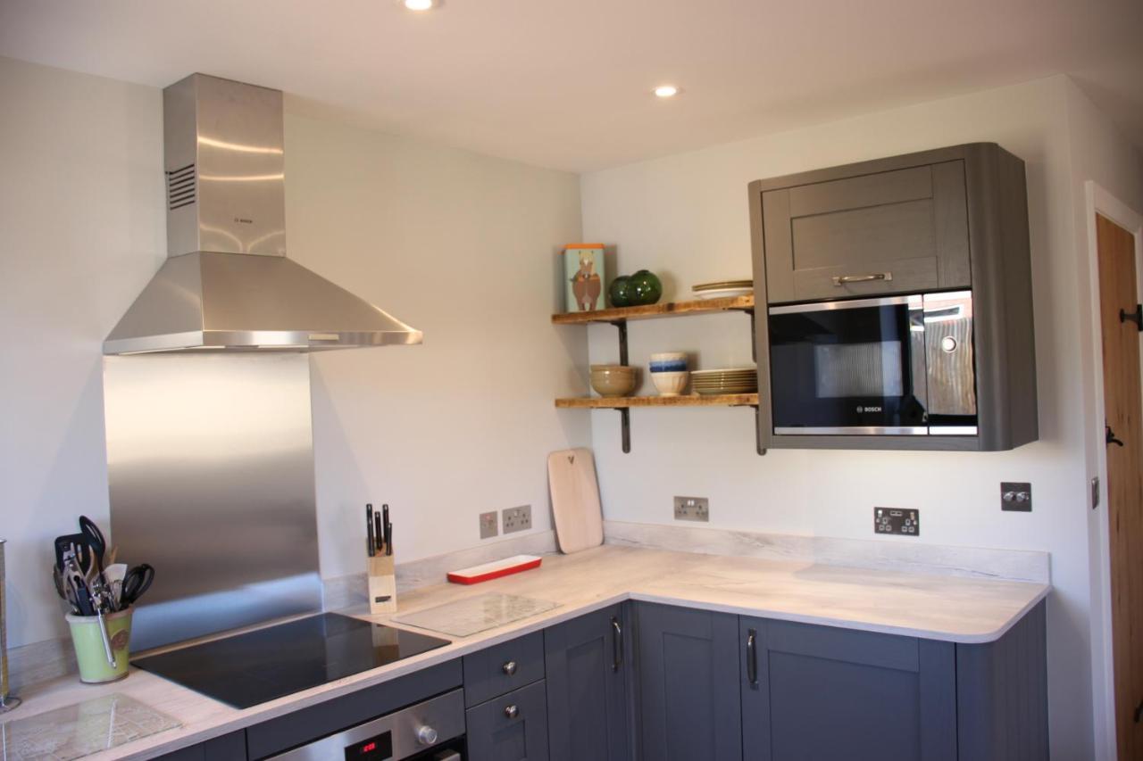 Charming And Luxury Retreats On Our Farm Villa Billingshurst Exterior photo